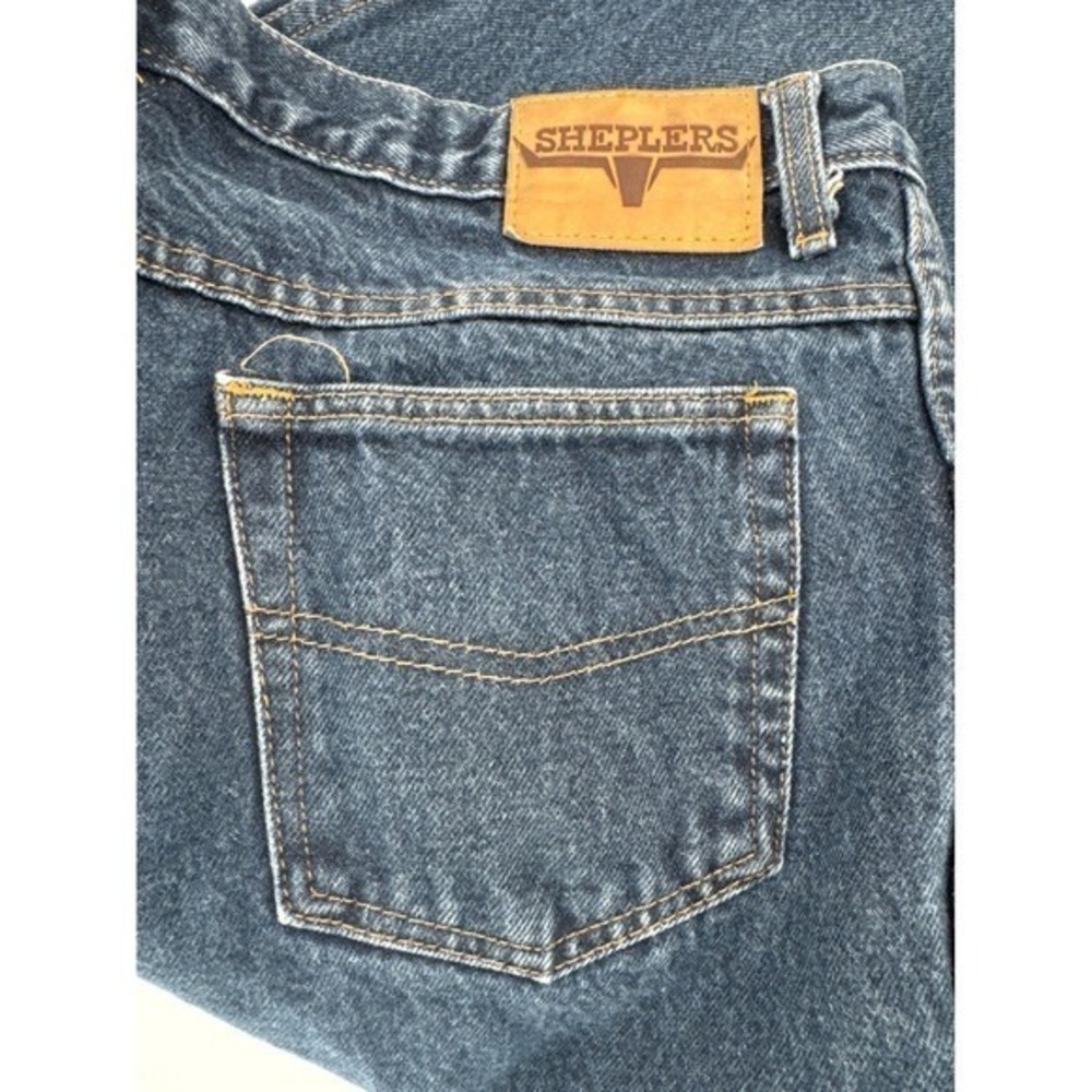 Sheplers Mens Dark Wash Denim Bootleg Cut Jeans Size 34x30 - Picture 2 of 7